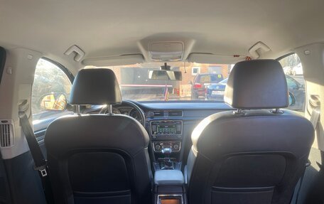 Skoda Superb III рестайлинг, 2011 год, 720 000 рублей, 10 фотография