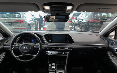 Hyundai Sonata VIII, 2019 год, 2 499 000 рублей, 14 фотография