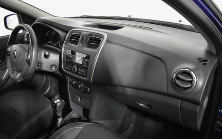 Renault Logan II, 2018 год, 786 900 рублей, 12 фотография