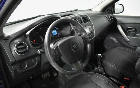 Renault Logan II, 2018 год, 786 900 рублей, 9 фотография