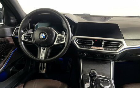 BMW 3 серия, 2019 год, 4 500 000 рублей, 14 фотография