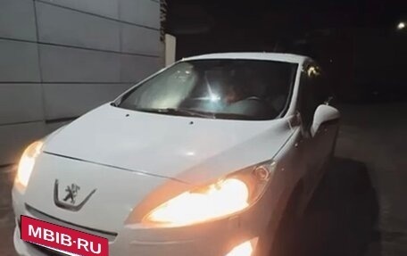 Peugeot 408 I рестайлинг, 2014 год, 580 000 рублей, 11 фотография