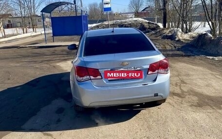 Chevrolet Cruze II, 2011 год, 580 000 рублей, 2 фотография