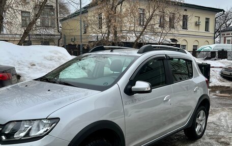 Renault Sandero II рестайлинг, 2017 год, 890 000 рублей, 3 фотография