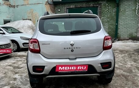 Renault Sandero II рестайлинг, 2017 год, 890 000 рублей, 6 фотография