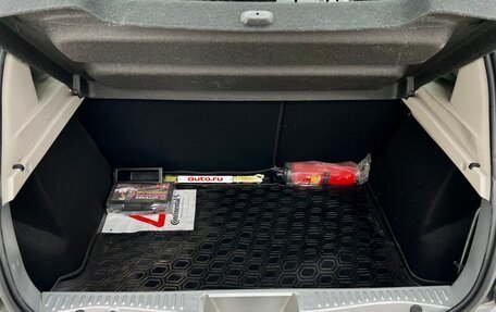 Renault Sandero II рестайлинг, 2017 год, 890 000 рублей, 21 фотография