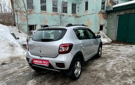 Renault Sandero II рестайлинг, 2017 год, 890 000 рублей, 7 фотография