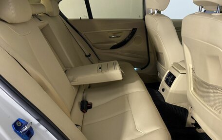 BMW 3 серия, 2012 год, 1 580 000 рублей, 14 фотография