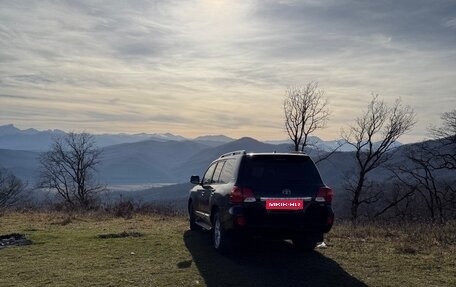 Toyota Land Cruiser 200, 2015 год, 4 800 000 рублей, 4 фотография