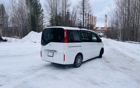 Honda Stepwgn IV, 2016 год, 1 600 000 рублей, 6 фотография