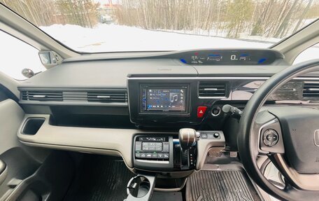 Honda Stepwgn IV, 2016 год, 1 600 000 рублей, 12 фотография