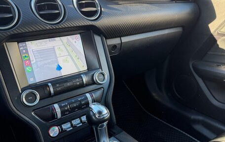 Ford Mustang VI рестайлинг, 2018 год, 2 500 000 рублей, 10 фотография