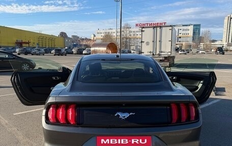 Ford Mustang VI рестайлинг, 2018 год, 2 500 000 рублей, 17 фотография