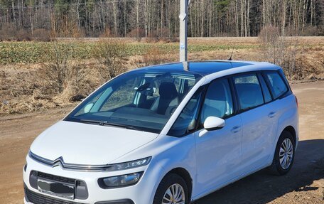 Citroen C4 Picasso II рестайлинг, 2018 год, 980 000 рублей, 4 фотография