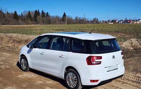 Citroen C4 Picasso II рестайлинг, 2018 год, 980 000 рублей, 5 фотография