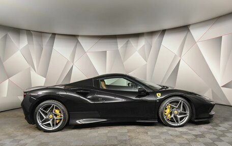 Ferrari F8, 2021 год, 35 000 000 рублей, 6 фотография