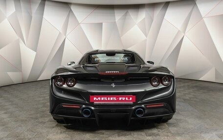 Ferrari F8, 2021 год, 35 000 000 рублей, 8 фотография