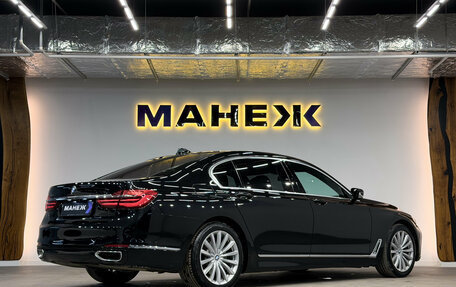 BMW 7 серия, 2018 год, 3 600 000 рублей, 4 фотография