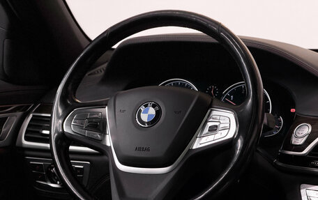 BMW 7 серия, 2018 год, 3 600 000 рублей, 9 фотография