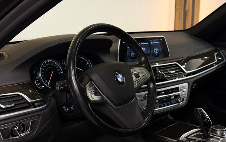 BMW 7 серия, 2018 год, 3 600 000 рублей, 11 фотография