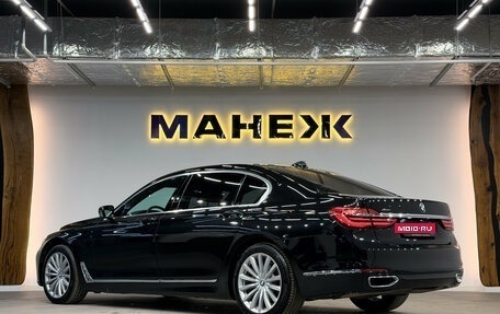 BMW 7 серия, 2018 год, 3 600 000 рублей, 6 фотография