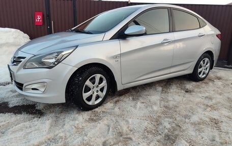 Hyundai Solaris II рестайлинг, 2016 год, 1 140 000 рублей, 1 фотография