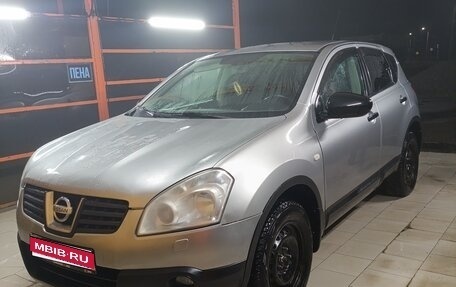 Nissan Qashqai, 2008 год, 690 000 рублей, 1 фотография