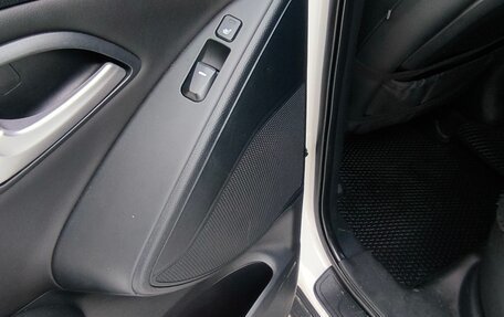 Hyundai ix35 I рестайлинг, 2012 год, 1 250 000 рублей, 9 фотография