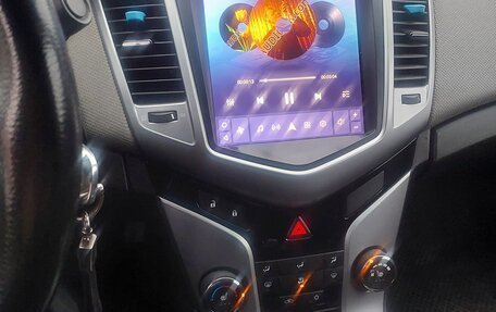 Chevrolet Cruze II, 2011 год, 680 000 рублей, 8 фотография