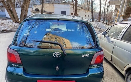 Toyota Yaris I рестайлинг, 2003 год, 350 000 рублей, 2 фотография