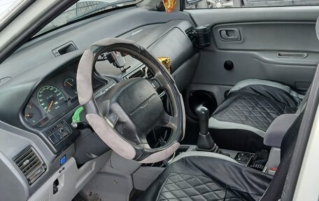 Mitsubishi Space Runner II, 1997 год, 190 000 рублей, 3 фотография