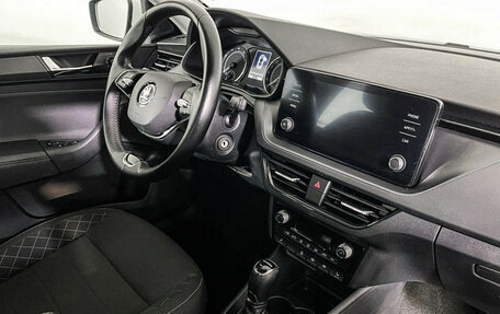 Skoda Rapid II, 2022 год, 1 697 000 рублей, 9 фотография