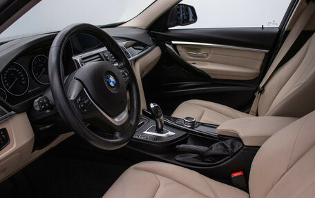 BMW 3 серия, 2018 год, 2 740 000 рублей, 10 фотография