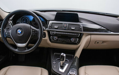 BMW 3 серия, 2018 год, 2 740 000 рублей, 13 фотография