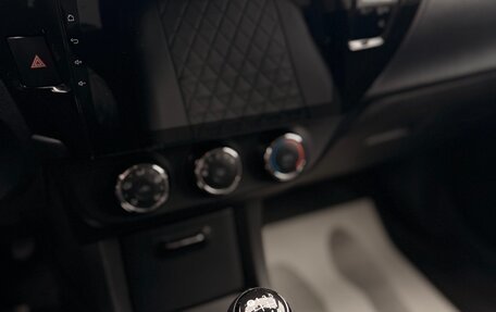 Toyota Corolla, 2013 год, 1 050 000 рублей, 33 фотография