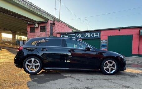 Mercedes-Benz A-Класс, 2018 год, 2 700 000 рублей, 5 фотография