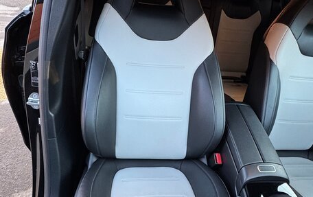 Mercedes-Benz A-Класс, 2018 год, 2 700 000 рублей, 14 фотография