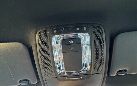 Mercedes-Benz A-Класс, 2018 год, 2 700 000 рублей, 15 фотография