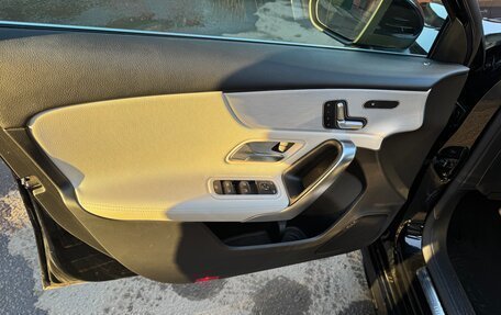 Mercedes-Benz A-Класс, 2018 год, 2 700 000 рублей, 12 фотография