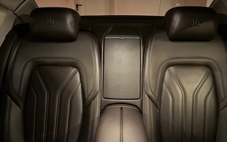 Maserati Quattroporte VI, 2013 год, 3 999 999 рублей, 13 фотография