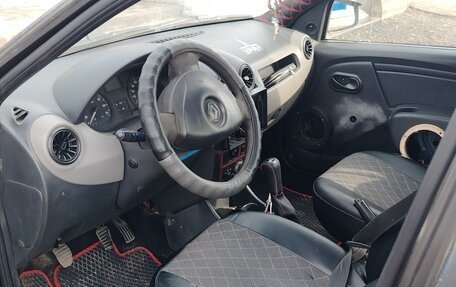 Renault Logan I, 2011 год, 240 000 рублей, 4 фотография