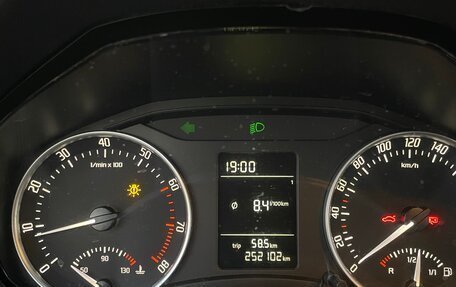 Skoda Octavia, 2012 год, 740 000 рублей, 13 фотография