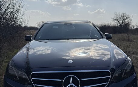 Mercedes-Benz E-Класс, 2015 год, 1 750 000 рублей, 1 фотография