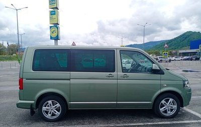 Volkswagen Caravelle T5, 2010 год, 1 950 000 рублей, 1 фотография