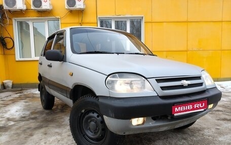 Chevrolet Niva I рестайлинг, 2005 год, 240 000 рублей, 1 фотография