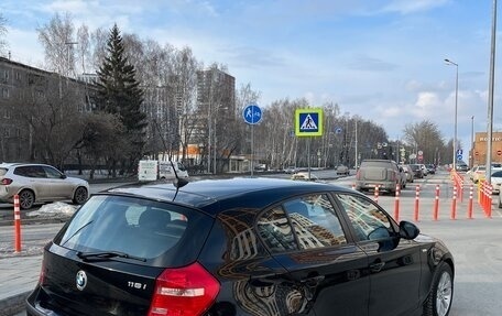 BMW 1 серия, 2009 год, 780 000 рублей, 3 фотография