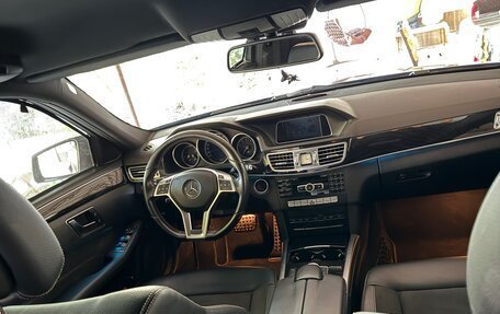 Mercedes-Benz E-Класс, 2015 год, 1 750 000 рублей, 7 фотография