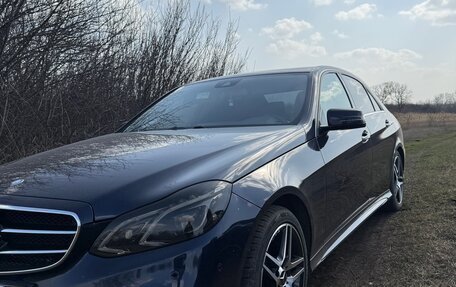 Mercedes-Benz E-Класс, 2015 год, 1 750 000 рублей, 3 фотография