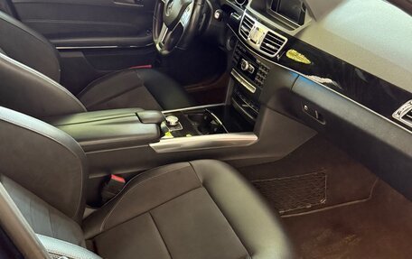 Mercedes-Benz E-Класс, 2015 год, 1 750 000 рублей, 5 фотография