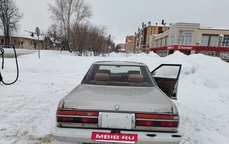 Toyota Cresta, 1987 год, 240 000 рублей, 10 фотография